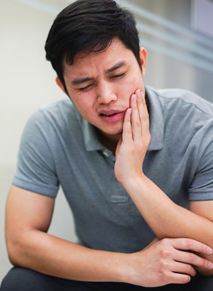 12 Effective Toothache Home Remedies That Actually Works